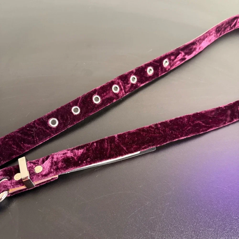 Rebecca Minkoff Crushed Velvet Skinny Leather Belt Silver Buckle Womens‎ M NEW